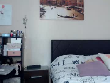 webcam girl hugetittiesgerda live cam image #2340913