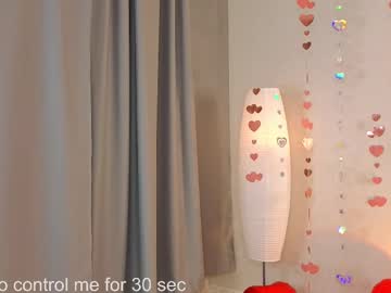 webcam girl lynaleex live cam image #7084038