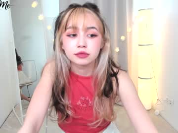 webcam girl y_u_m_i_k_a live cam image #2110693