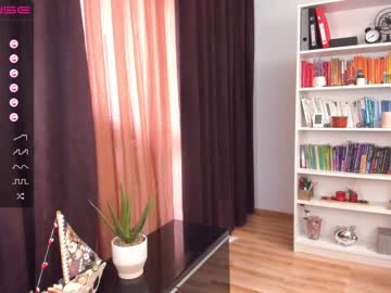 webcam girl crissnight live cam image #3150600