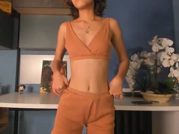 webcam girl lenaelisabeth live cam image #5783068