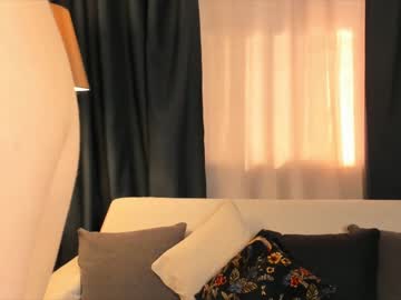 webcam girl yumiko4os live cam image #6983002
