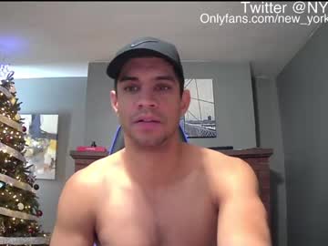 webcam man new_york_guy518 live cam image #3390025