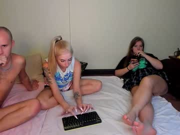 webcam couple rob_mia live cam image #111484