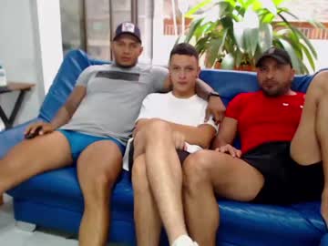 webcam man heteros_men live cam image #639106