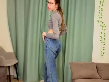 webcam girl lorettaeells live cam image #7115354