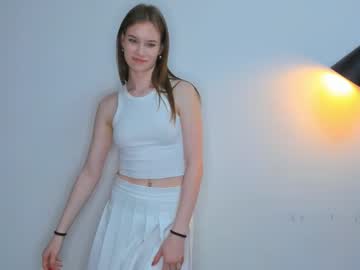 webcam girl merciabeer live cam image #6927565