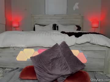 webcam girl kayribbons live cam image #1333177