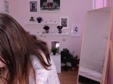 webcam girl amelia_beltran live cam image #2535742