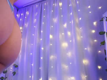 webcam girl helenmoors live cam image #5211091