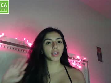 webcam girl genesismoselle live cam image #4915635