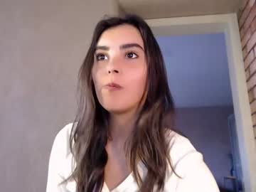 webcam girl nika_la live cam image #1687936