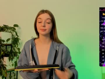 webcam girl elizabeth__gray live cam image #3580363