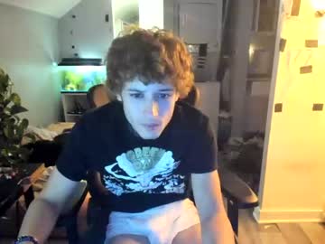 webcam man bashful4200 live cam image #2839030