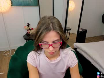 webcam girl princess_diana18 live cam image #6378710