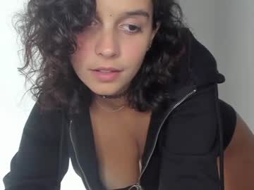 webcam girl lilbeccaxo live cam image #2836807