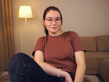 webcam girl odelynaclay live cam image #7043564