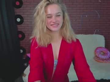 webcam girl leila_wow live cam image #1509324
