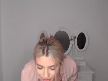 webcam girl i_am_sarahxxx live cam image #663189