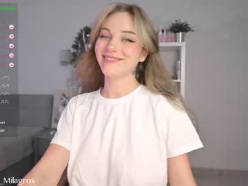 webcam girl mia_milagros live cam image #4870289