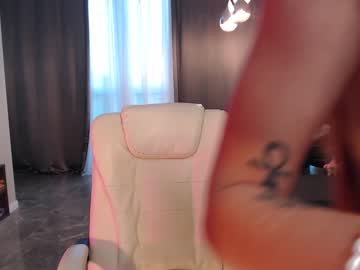 webcam girl cherry_beauty live cam image #5229900