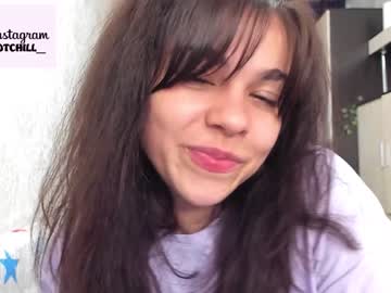 webcam girl hot_chill__ live cam image #2881235