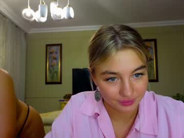 webcam girl lilly_mattsson live cam image #5401759