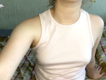 webcam couple cherry_moonn live cam image #2600573