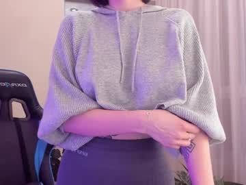webcam girl aavee live cam image #564236