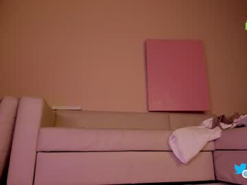 webcam girl hollyextra live cam image #5450280