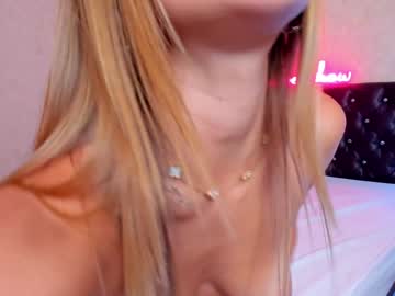 webcam girl l0ve_sh0w live cam image #6765339