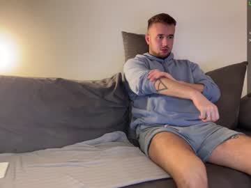webcam couple wonderwomannnnn live cam image #3234038