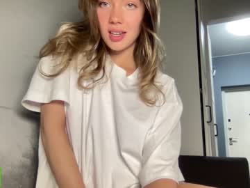 webcam girl angel_from_sky live cam image #6218655