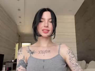 webcam tranny evelynforever live cam image #4804403