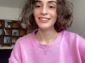 webcam girl wonderland_stia live cam image #5677477