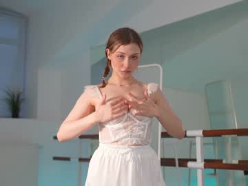 webcam girl april_blush live cam image #6970041