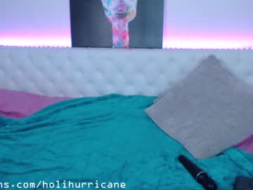 webcam girl holihurricane live cam image #1469838