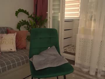 webcam girl sweety_rinushka_ live cam image #6941639