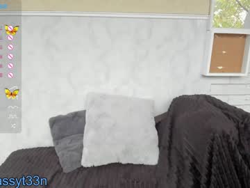 webcam girl sassyt33n live cam image #5598527