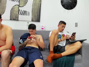 webcam man heteros_men live cam image #5007190