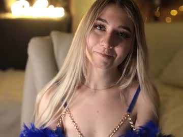 webcam girl owlluree live cam image #6307373