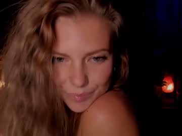 webcam girl kosmickate live cam image #3407951