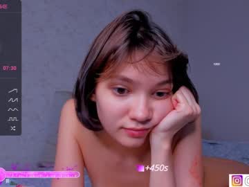 webcam girl bzzzme live cam image #5698359