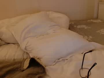 webcam girl bitter_moon live cam image #6752283