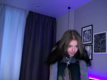 webcam girl sirenevelyn live cam image #7055433