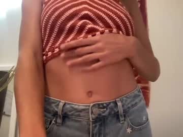 webcam girl yourfavoritegirl_ live cam image #4283754