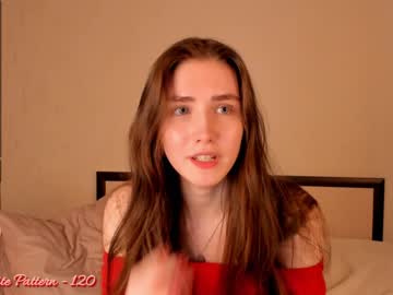 webcam girl saintlyn live cam image #3253165