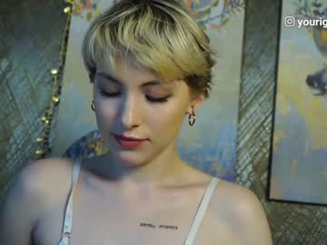 webcam girl iggywow live cam image #2132641