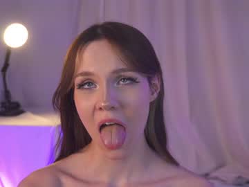 webcam girl kateuwugirl live cam image #5671987