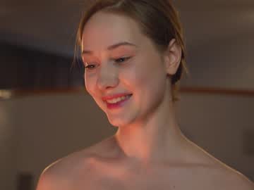 webcam girl purefection_ live cam image #6082121